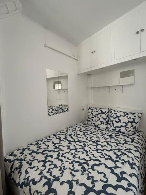Your Parisian 10 Min Walk From Eiffel Tower Appartement